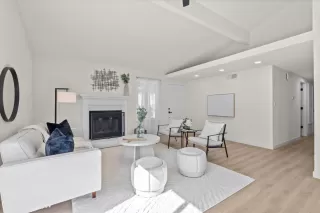 Photo #3: 224017637 Listing 