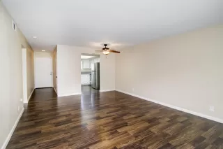 Photo #3: 224018239 Listing