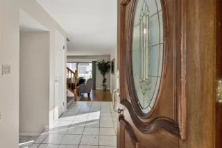 Photo #1: 224018324 Listing 