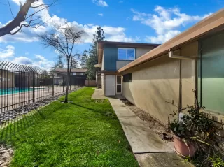 Photo #5: 224018635 Listing 