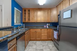 Photo #3: 224019331 Listing 