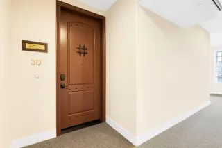 Photo #6: 224019346 Listing