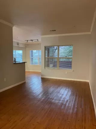 Photo #2: 224019762 Listing