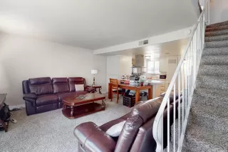 Photo #4: 224019962 Listing