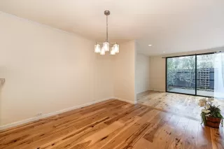 Photo #3: 224020063 Listing