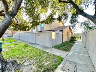 Photo #4: 224020324 Listing 