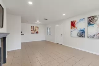 Photo #1: 224020365 Listing