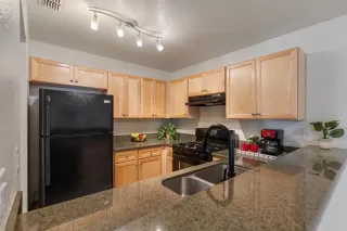 Photo #3: 224020365 Listing