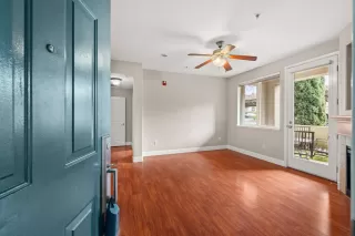 Photo #3: 224020572 Listing