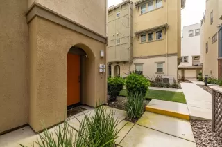 Photo #1: 224020578 Listing 