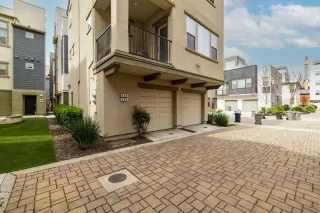 Photo #4: 224020578 Listing 