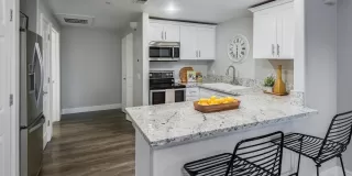 Photo #2: 224021048 Listing 