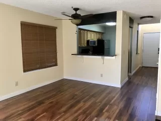 Photo #6: 224021537 Listing