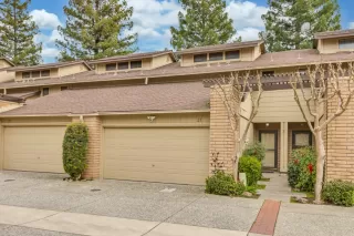 Photo #1: 224021635 Listing 