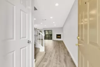 Photo #5: 224021635 Listing 
