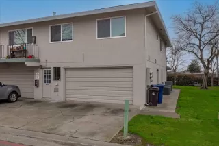 Photo #2: 224021721 Listing