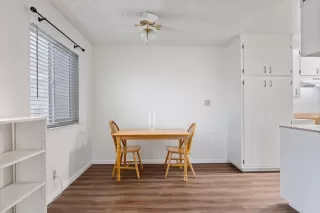 Photo #5: 224021721 Listing