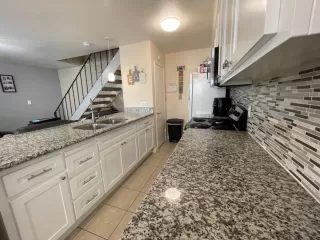 Photo #1: 224023697 Listing 