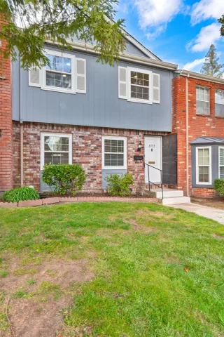 Photo #1: 224023894 Listing 