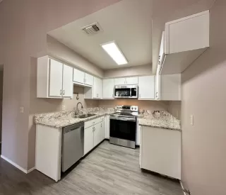 Photo #6: 224023970 Listing 