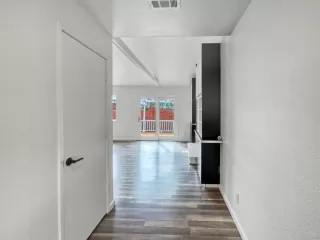 Photo #5: 224024174 Listing