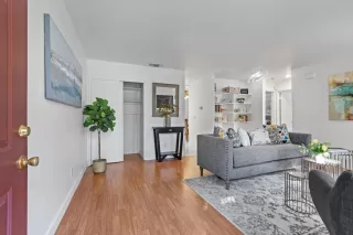 Photo #6: 224024256 Listing 