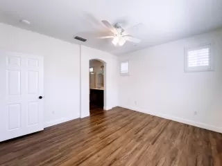 Photo #6: 224025317 Listing