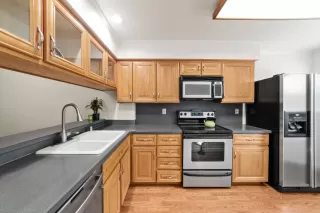 Photo #4: 224025588 Listing 