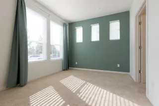 Photo #4: 224026265 Listing