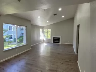 Photo #3: 224026558 Listing 