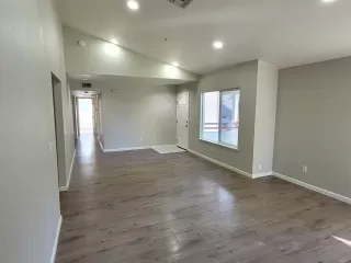 Photo #4: 224026558 Listing 