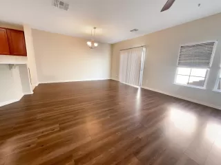 Photo #6: 224026634 Listing