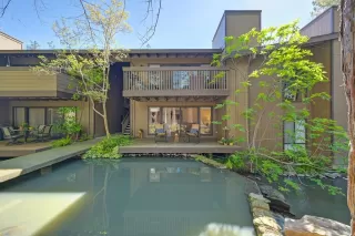 Photo #1: 224026842 Listing