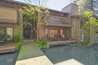 Photo #2: 224026842 Listing