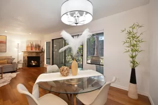 Photo #6: 224026842 Listing