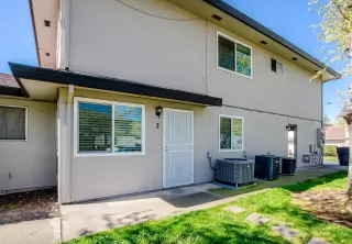 Photo #6: 224027044 Listing