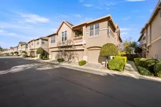 Photo #1: 224027388 Listing