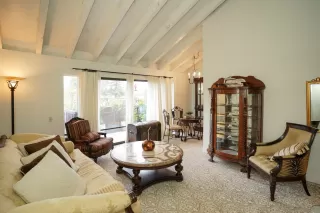 Photo #1: 224027625 Listing