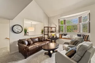 Photo #4: 224027769 Listing