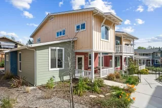 Photo #2: 224028296 Listing