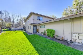 Photo #1: 224028493 Listing 