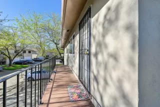 Photo #3: 224028493 Listing 