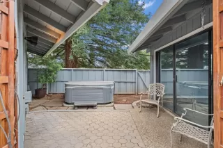 Photo #6: 224028555 Listing