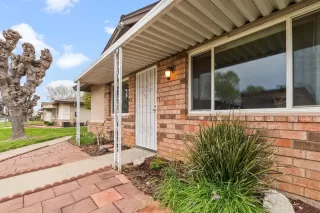 Photo #1: 224028633 Listing