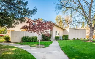 Photo #2: 224028848 Listing 