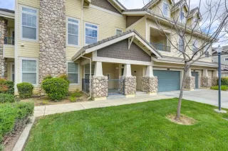 Photo #5: 224029652 Listing