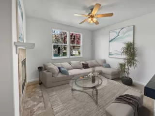 Photo #1: 224029920 Listing