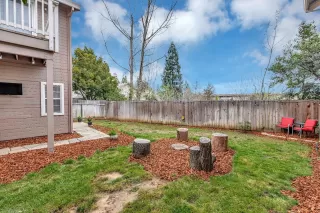 Photo #5: 224030414 Listing