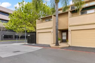 Photo #1: 224030609 Listing 