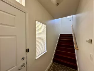 Photo #5: 224030754 Listing